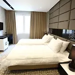 Senator 4* Tirana
