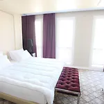 Senator Hotel Tirana