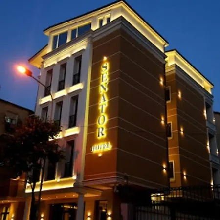 Hotel Senator 4*
