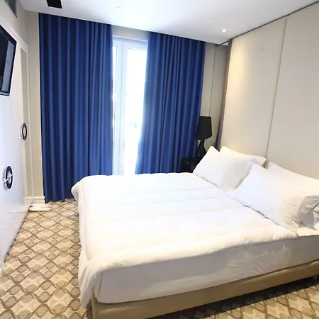 Szálloda Senator Tirana