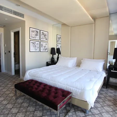 Senator Szálloda 4*