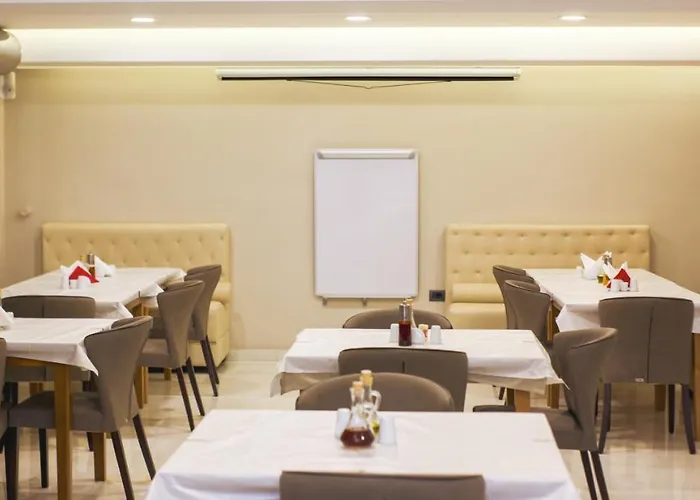 Hotel Senator Tirana