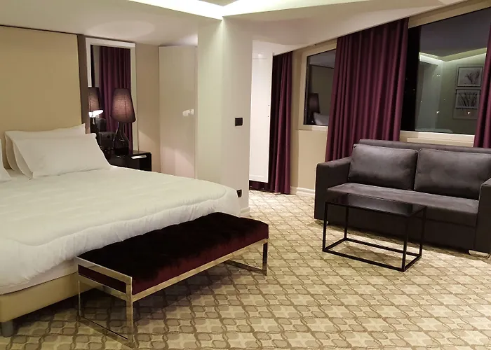 Hotel Senator Tirana