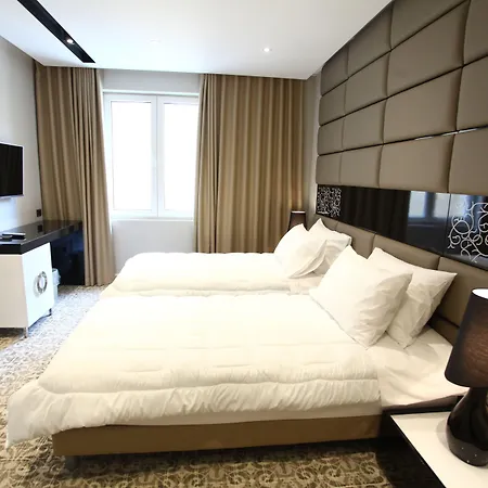 Senator 4* Tirana