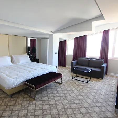 Hotell Senator Tirana