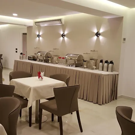 سيناتور فندق