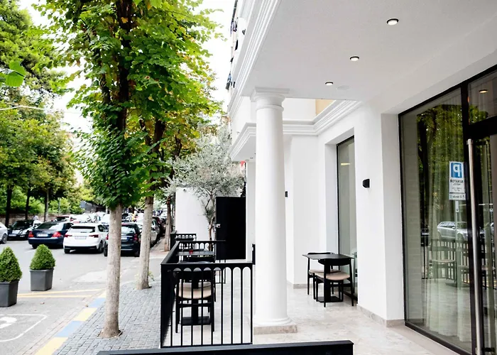 Senator Hotel Tirana