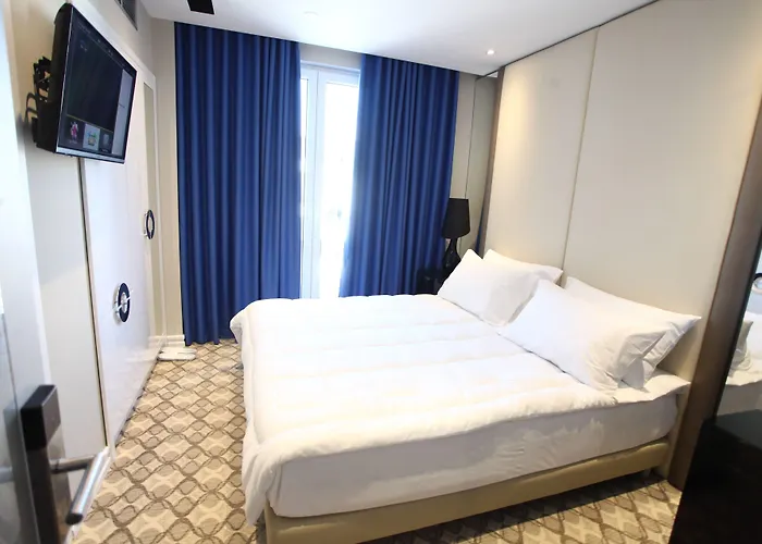 Hotel Senator Tirana